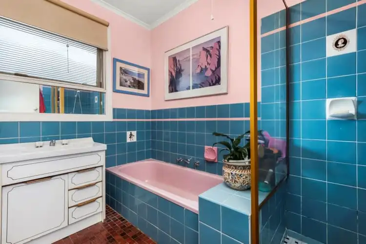 Sixth view of Homely house listing, 1 Warrina Court, Burwood East VIC 3151