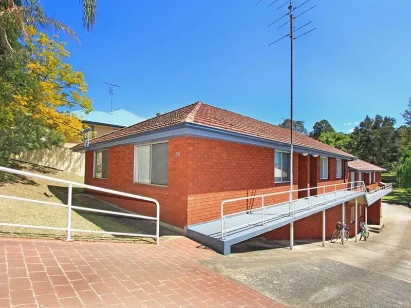 Main view of Homely unit listing, 3/58 Robertson Street, Coniston NSW 2500