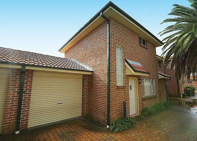 Main view of Homely townhouse listing, 2/38 Rosemont Street, Punchbowl NSW 2196
