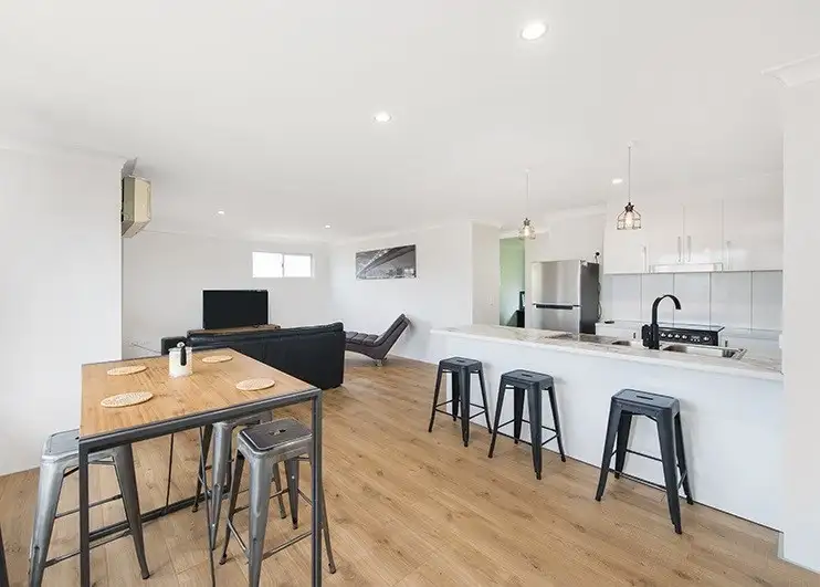 3/42 Oceanic Drive, Mermaid Waters QLD 4218