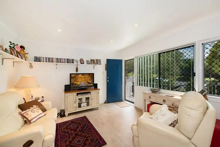 2/2 Glen Parade, Ashgrove QLD 4060
