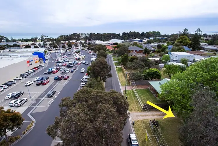 13 Rosebrook Street, Rosebud VIC 3939