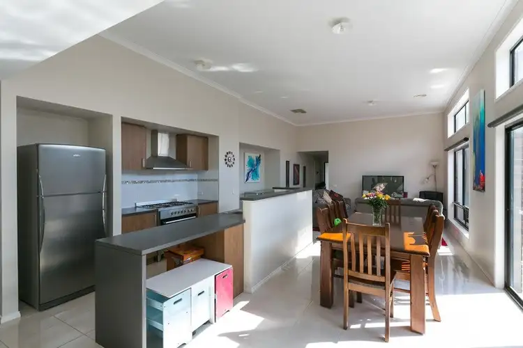 Fifth view of Homely house listing, 6 Trickett Court, Kangaroo Flat VIC 3555
