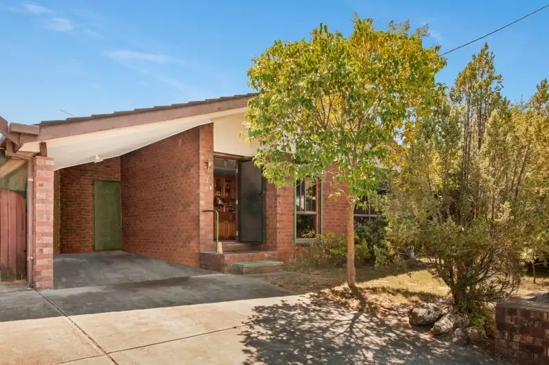 Main view of Homely unit listing, 2/11 Emerald Avenue, Wodonga VIC 3690