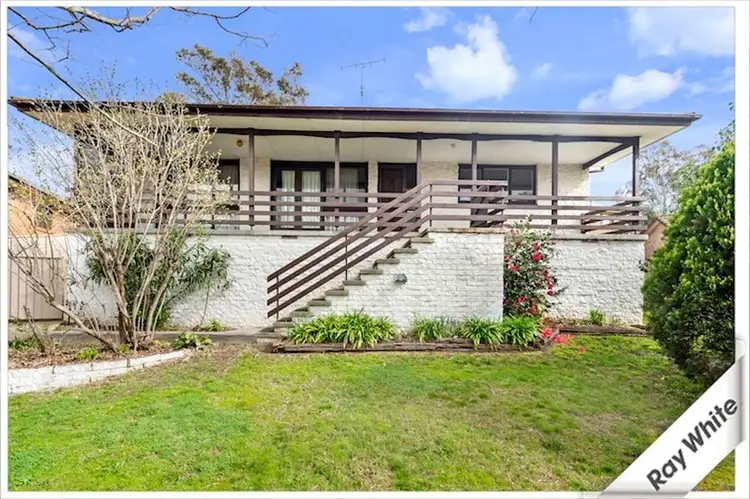 12 Vaughan Close, Karabar NSW 2620