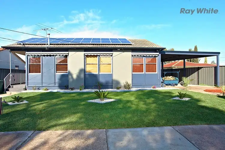 1/31 Snowden Street, Laverton VIC 3028