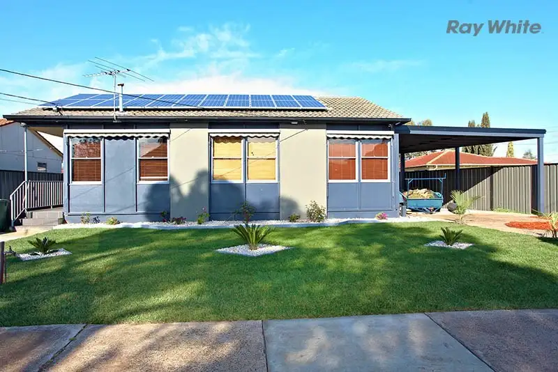 Main view of Homely unit listing, 1/31 Snowden Street, Laverton VIC 3028
