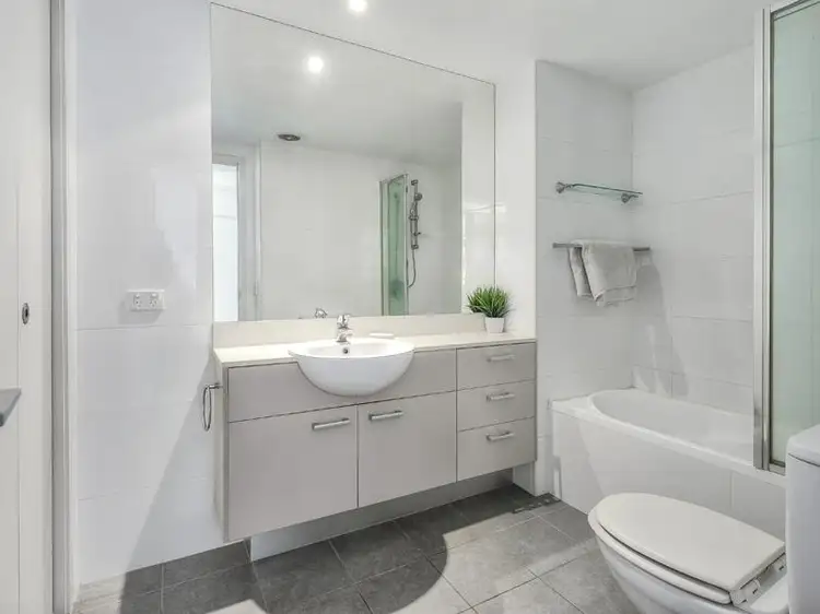 Sixth view of Homely apartment listing, 51 HOPE Street, Spring Hill QLD 4000