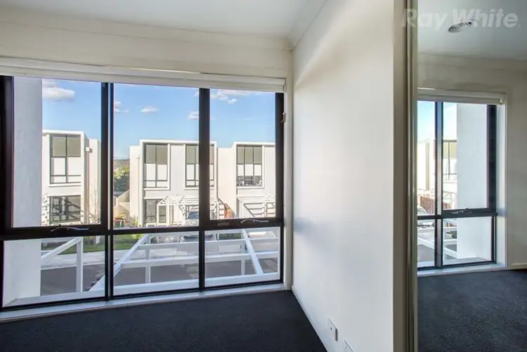 Seventh view of Homely townhouse listing, 18 Manchester Crescent, Bundoora VIC 3083