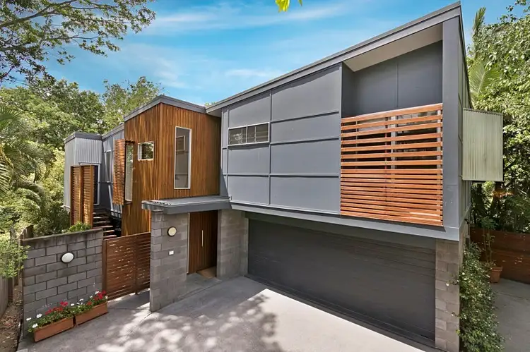 81 Strickland Terrace, Graceville QLD 4075