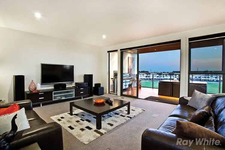 Seventh view of Homely house listing, 2 Pavillion Place, Mulgrave VIC 3170