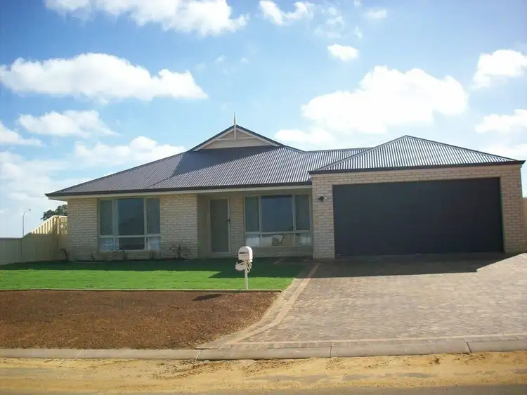 Second view of Homely house listing, 5 The Crows Nest, Drummond Cove WA 6532