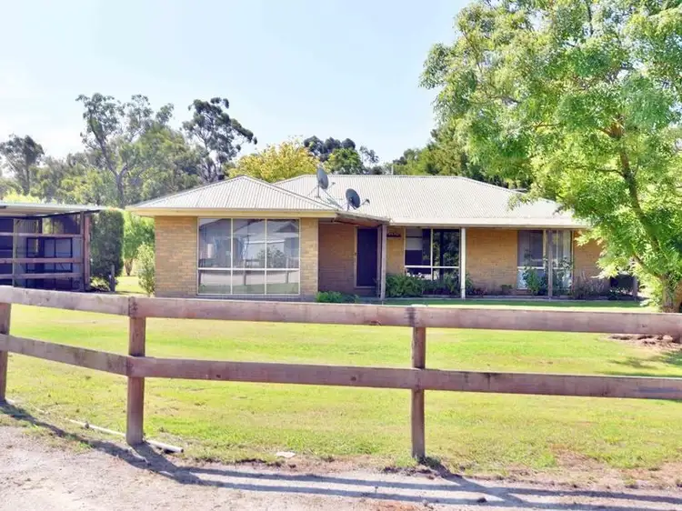54 Mary Street, Bunyip VIC 3815