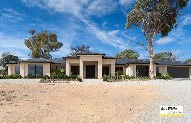 40 Carlton Drive, Bungendore NSW 2621