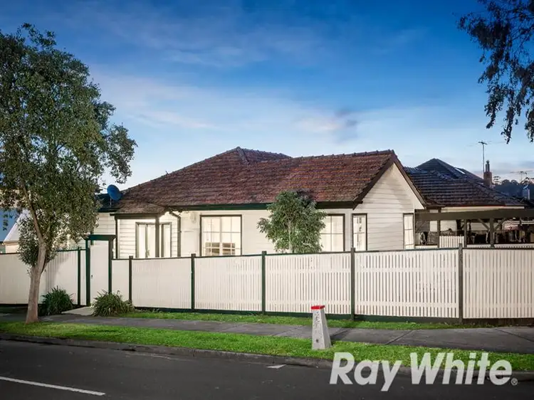 59 Erskine Road, Macleod VIC 3085