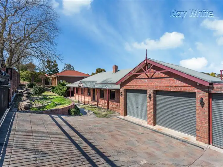 8 Bates Court, Greenwith SA 5125