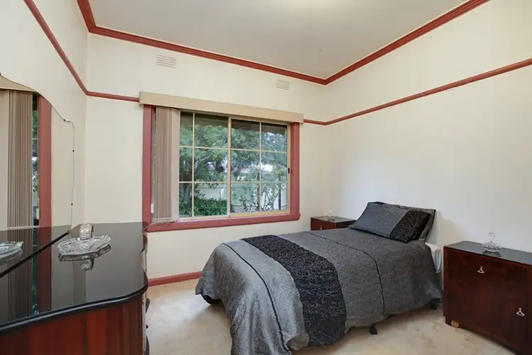 Fifth view of Homely house listing, 29 Rosenthal Crescent, Reservoir VIC 3073