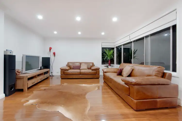 Fifth view of Homely house listing, 7 Camden Court, Frankston VIC 3199