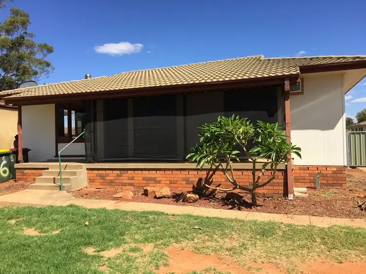 6 Heath Crescent, Griffith NSW 2680