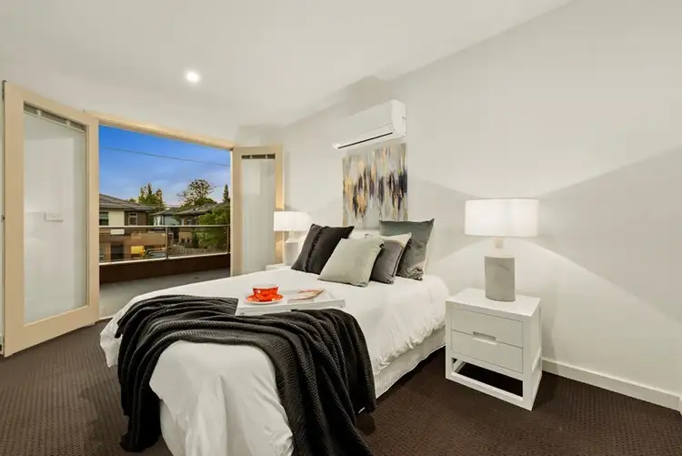 Fifth view of Homely townhouse listing, 28 Dalveen Road, Ivanhoe VIC 3079