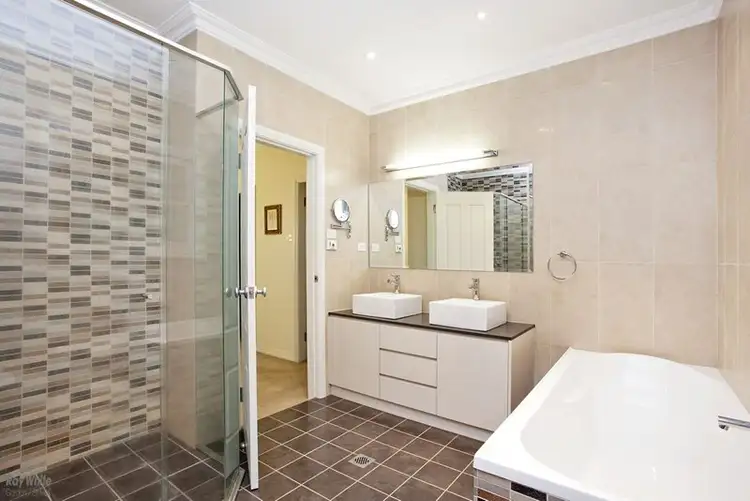 Seventh view of Homely house listing, 7 Oswald Close, Warrawee NSW 2074