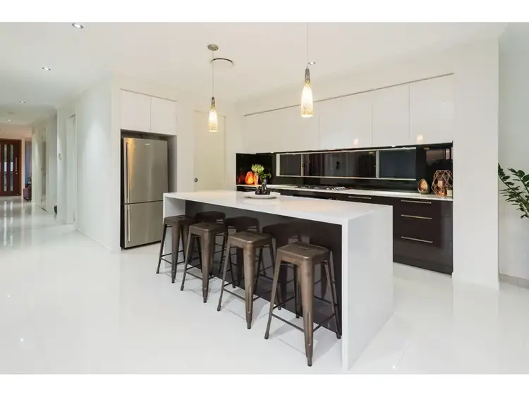 Sixth view of Homely house listing, 122 Ridgeview Street, Carindale QLD 4152