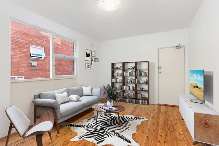 Second view of Homely unit listing, 3/121 Balgowlah Road, Fairlight NSW 2094