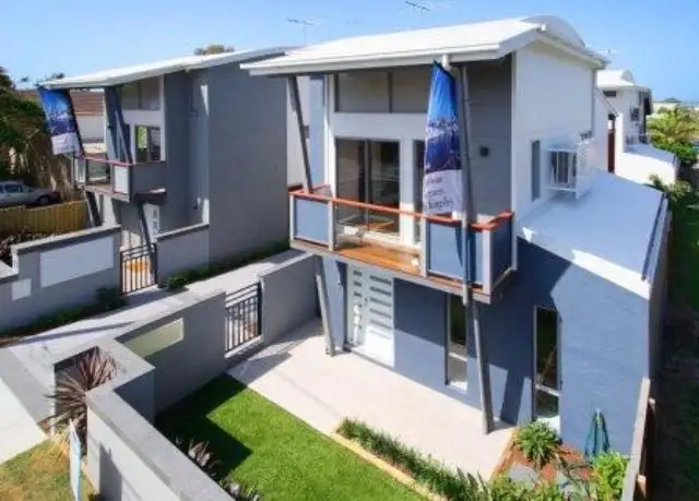 Main view of Homely townhouse listing, 2/170 Kingsley Terrace, Manly QLD 4179