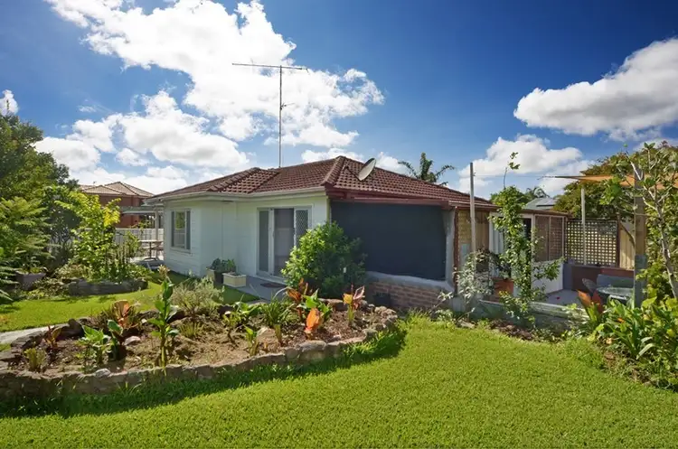 8 Barrack Avenue, Barrack Heights NSW 2528