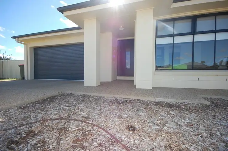 8 Alex Court, Griffith NSW 2680