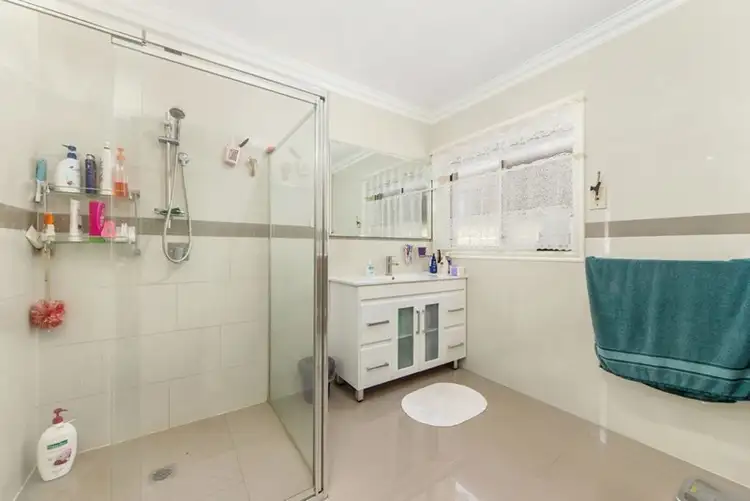 Sixth view of Homely house listing, 27 Pinewood Crescent, Cairnlea VIC 3023