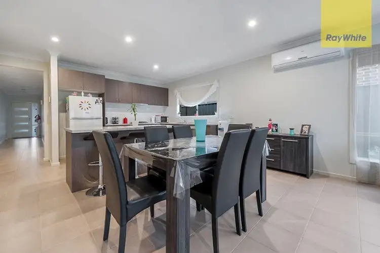 Fourth view of Homely house listing, 17 Pinnacle Drive, Craigieburn VIC 3064