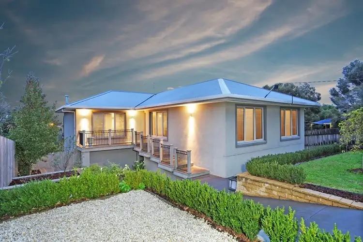 17 Devon Street, Hamlyn Heights VIC 3215