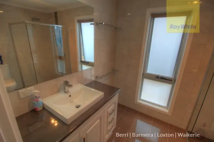 Fifth view of Homely house listing, 3 Eringa Avenue, Loxton SA 5333