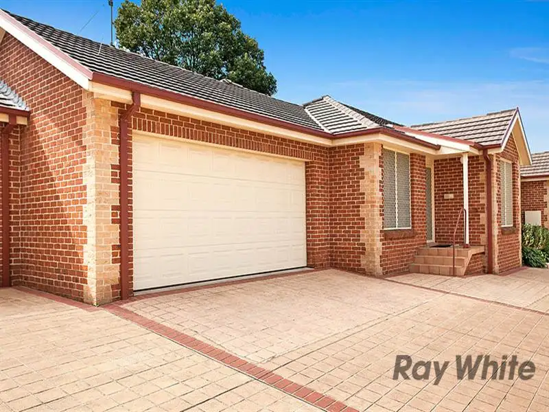 Main view of Homely villa listing, 2/39 Dempster Street, West Wollongong NSW 2500