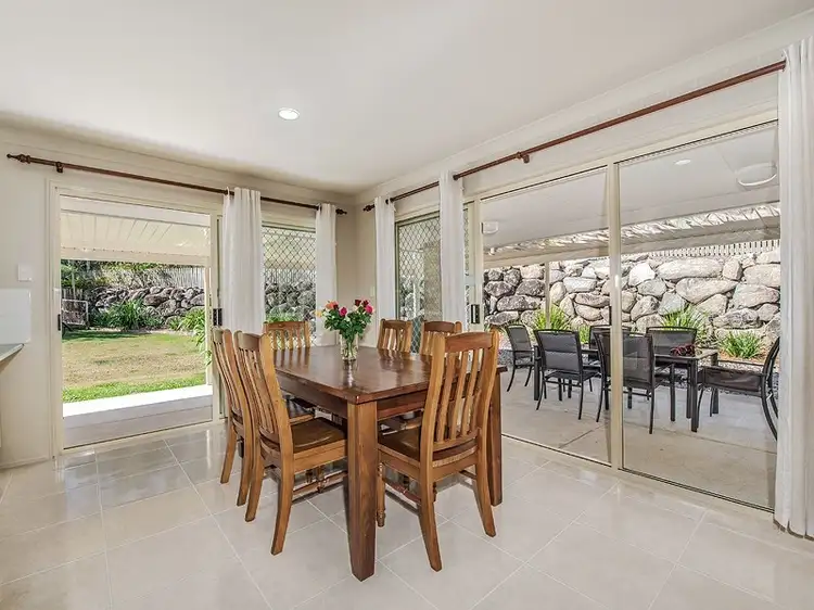 52 Bushlands Drive, Noosaville QLD 4566