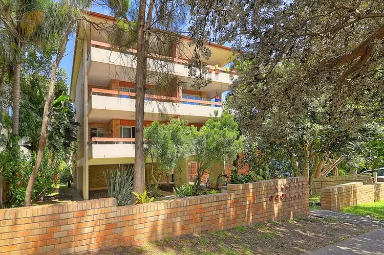 Fourth view of Homely apartment listing, 8/36 Beach Road, Bondi Beach NSW 2026