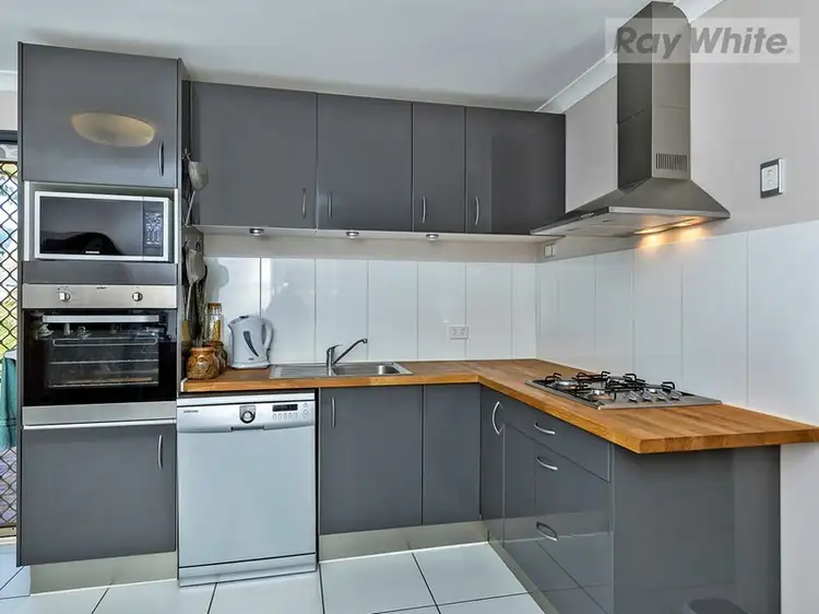 Second view of Homely house listing, 7 Brendan Place, Goodna QLD 4300