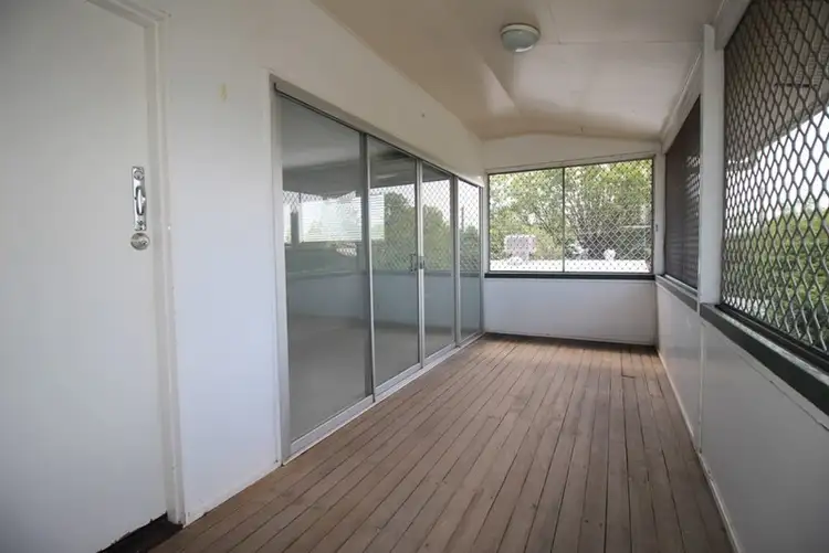 Sixth view of Homely house listing, 5 Burns Avenue, Emerald QLD 4720