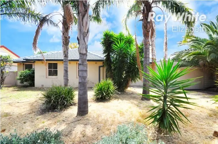 57 St Leonard Crescent