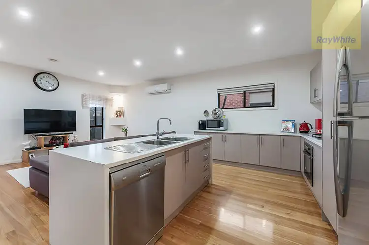 Sixth view of Homely house listing, 29 Somersby Road, Craigieburn VIC 3064