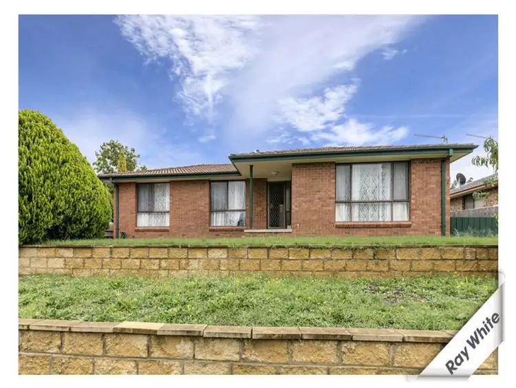 8 Whitfeld Street, Monash ACT 2904