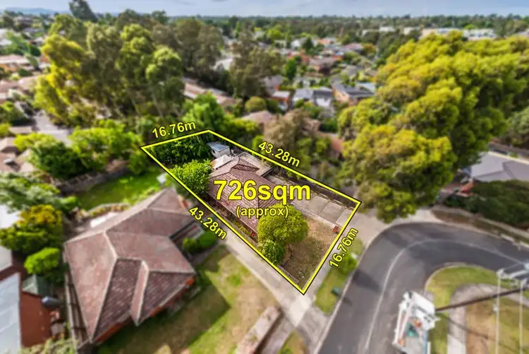 16 Peter Street, Doncaster East VIC 3109