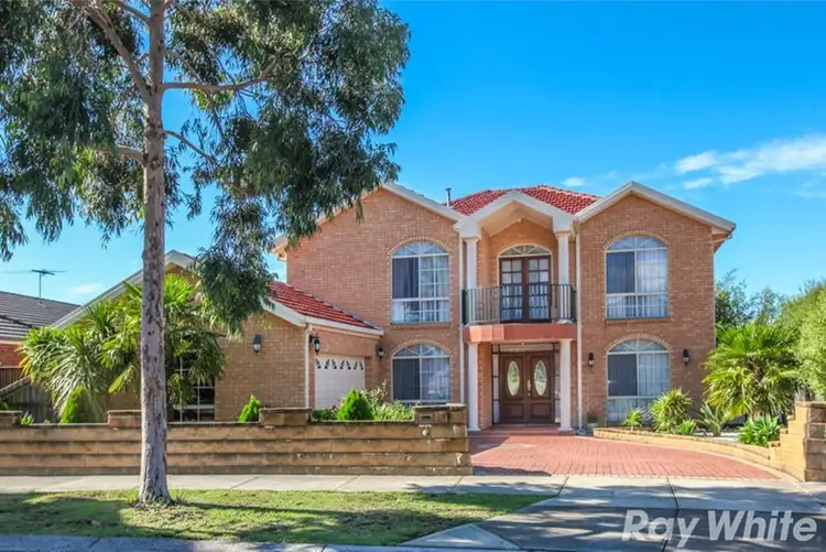 12 Lazar Grove, South Morang VIC 3752