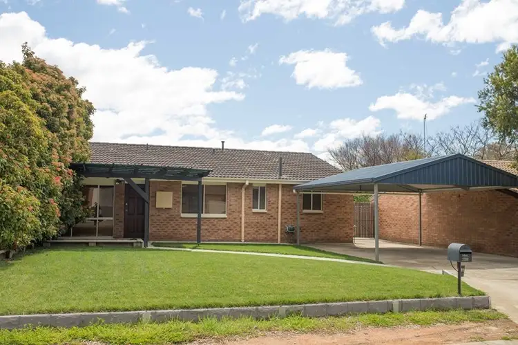 11 Moloney Close, Calwell ACT 2905