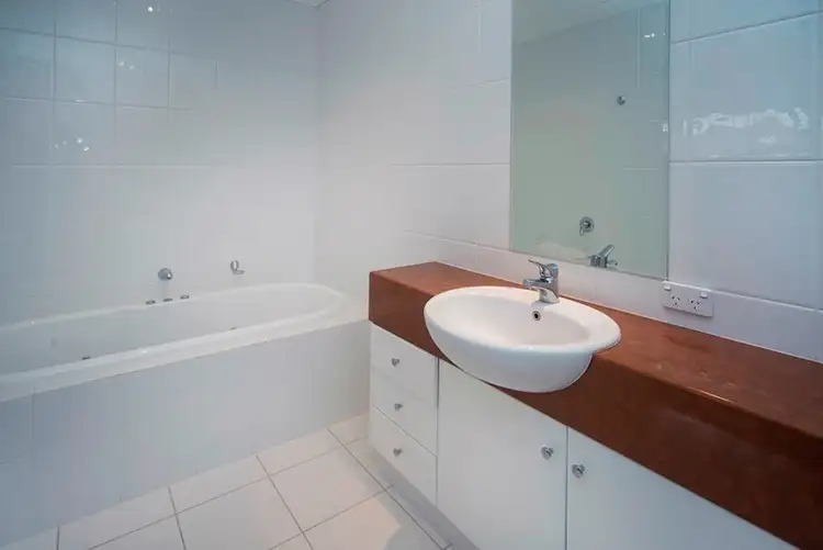 Seventh view of Homely house listing, 2027 Gracemere Gardens Circuit, Hope Island QLD 4212