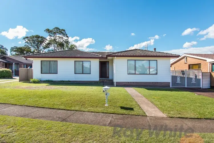 3 Vain Close, Maryland NSW 2287