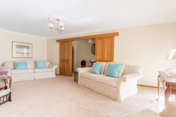 Sixth view of Homely house listing, 5 Kingfisher Court, Orange NSW 2800