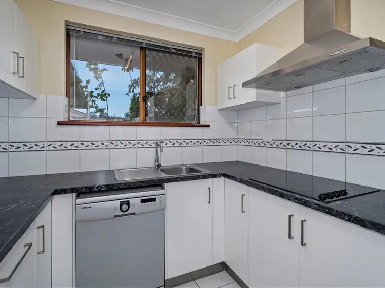Sixth view of Homely unit listing, 4/3 Sardam Place, Mahomets Flats WA 6530