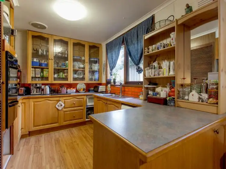 Second view of Homely house listing, 10 Glazebury Court, Langwarrin VIC 3910